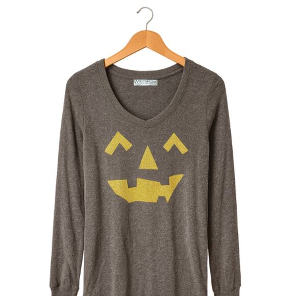 Wildfox Jack-o’-lantern sweatshirt in Distress Gray Pre Owned Size Large - Picture 2 of 3